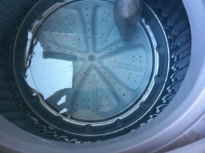 酸素系漂白剤（過酸化ナトリウム）で洗濯槽を洗ってみたその１